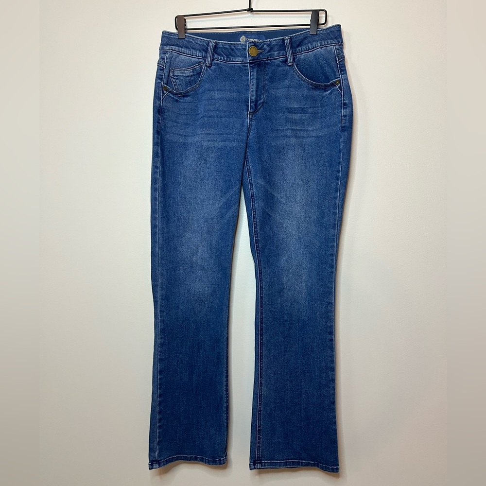 Democracy “Ab"solution® Itty Bitty Bootcut Plus Jeans Size 14W